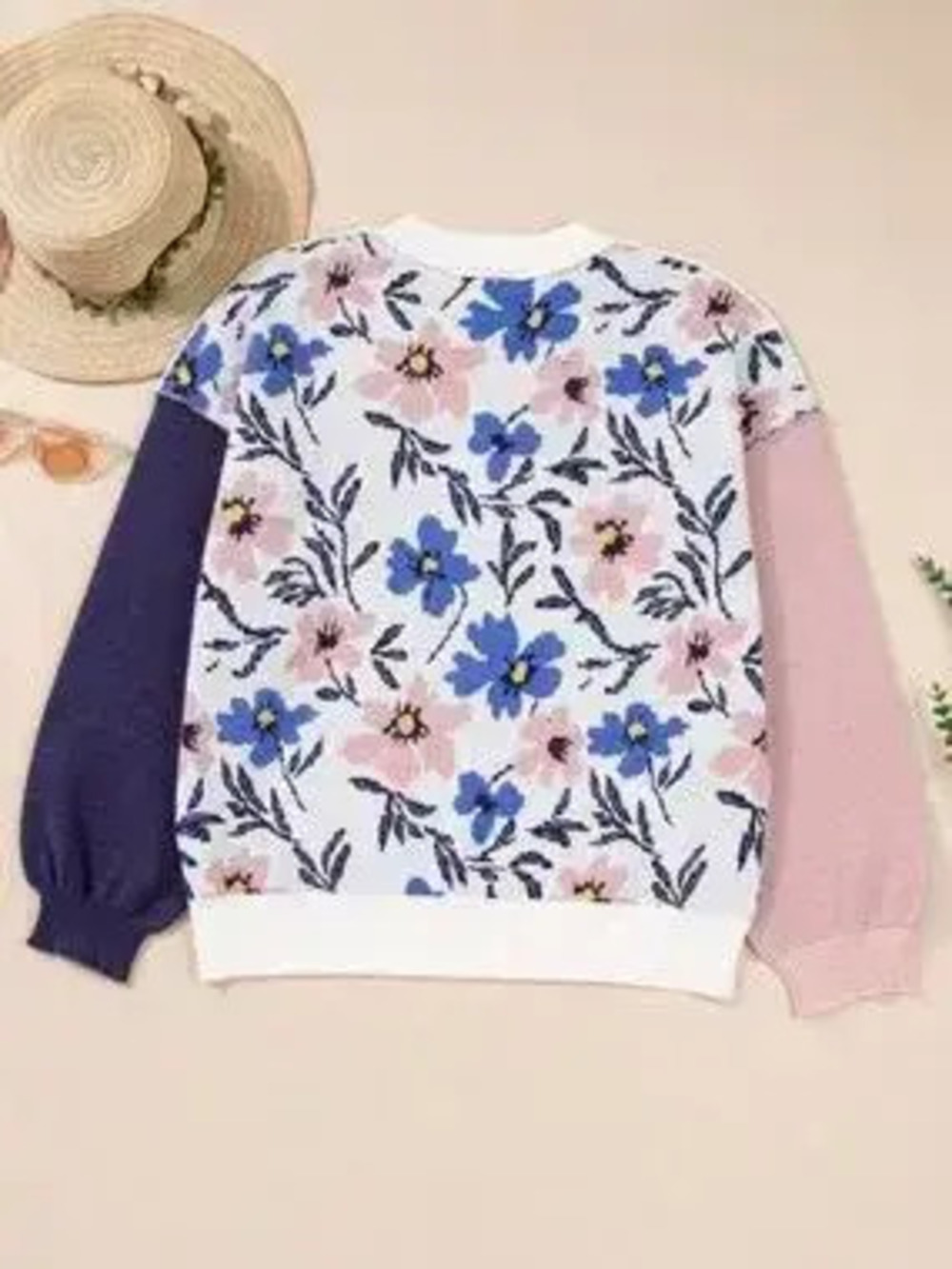 Floral Panel Colorblock Sleeve Patchwork Sweater - Picture 4 of 9